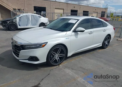 2022 Honda Accord Hybrid Touring z USA, uszkodzony, nr VIN 1HGCV3F94NA025721